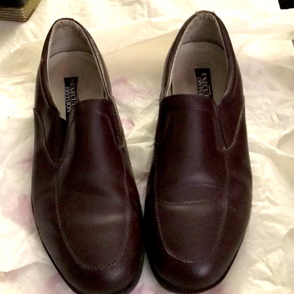 Executive Division Haband Other - Vintage .Executive Division Haband Slip-on Shoes Brown Leather Sz 10.5 US EUC